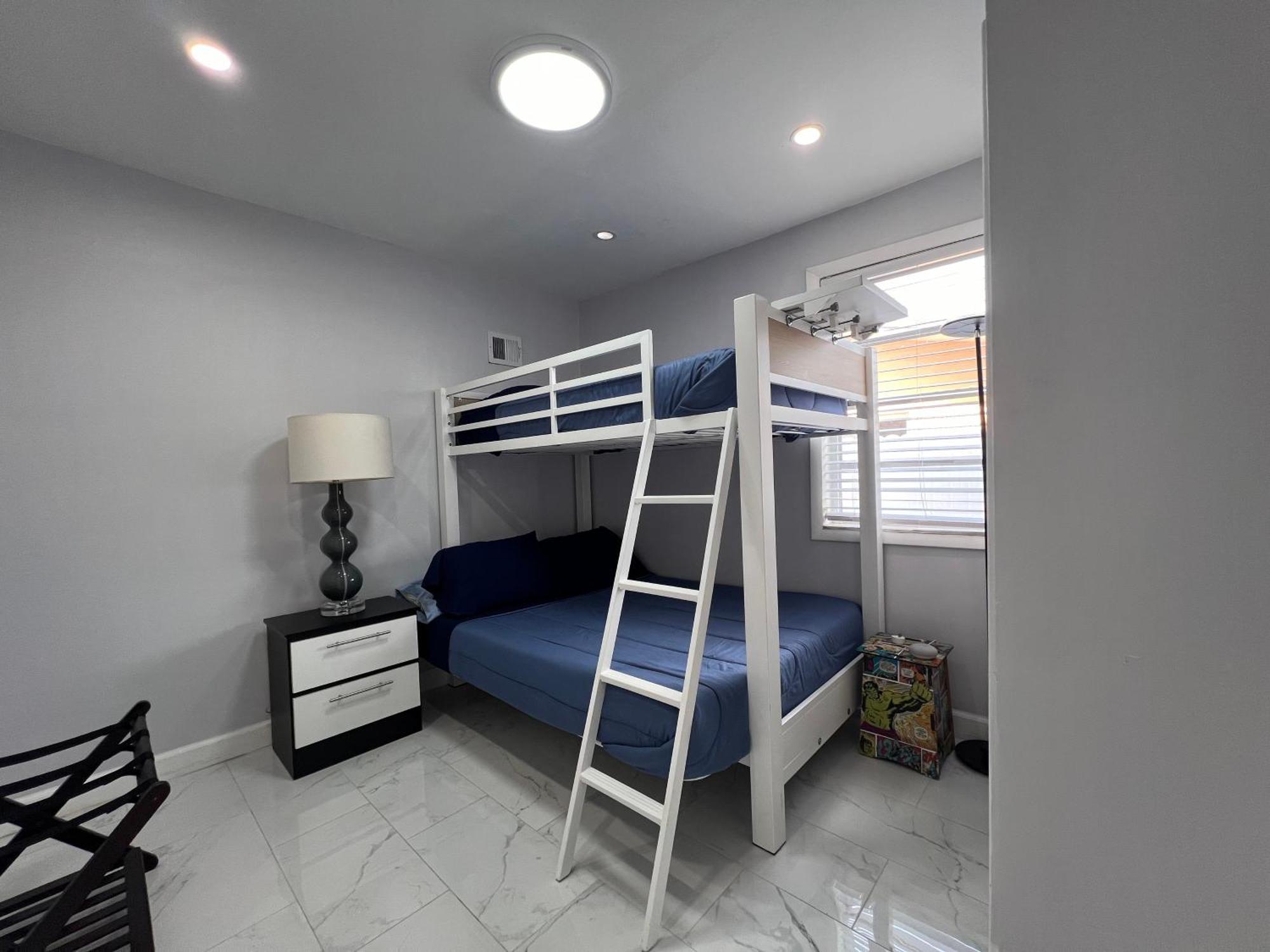 Charming Two Bedroom Apartment. Miami Exteriér fotografie