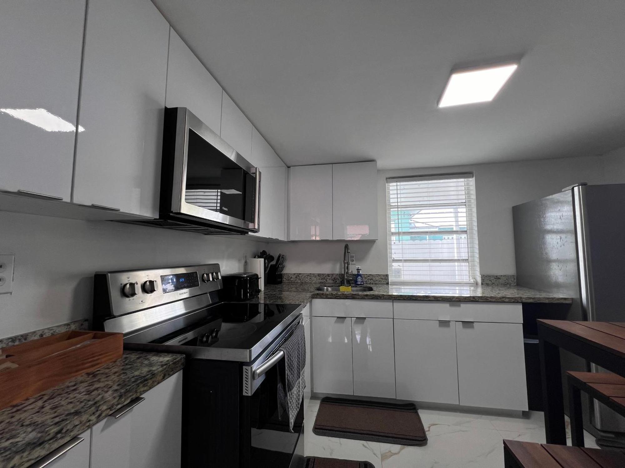 Charming Two Bedroom Apartment. Miami Exteriér fotografie